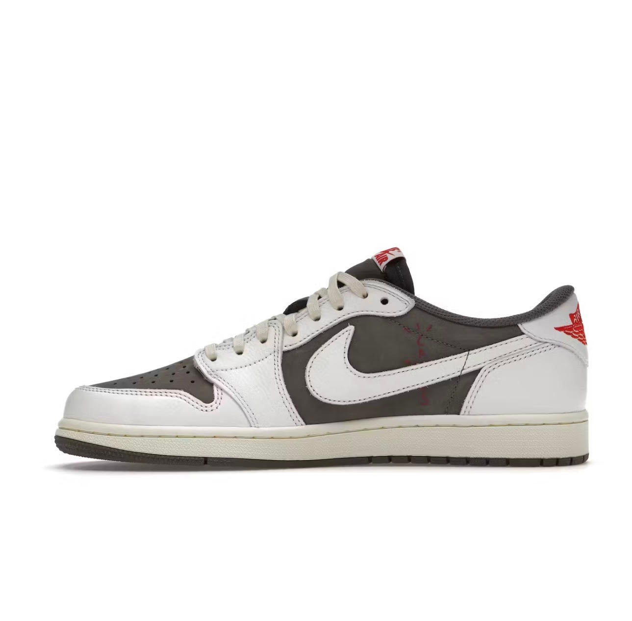 Travis Scott Reverse Mocha מידות 36,40,43 - high-performance athletic footwear with advanced cushioning