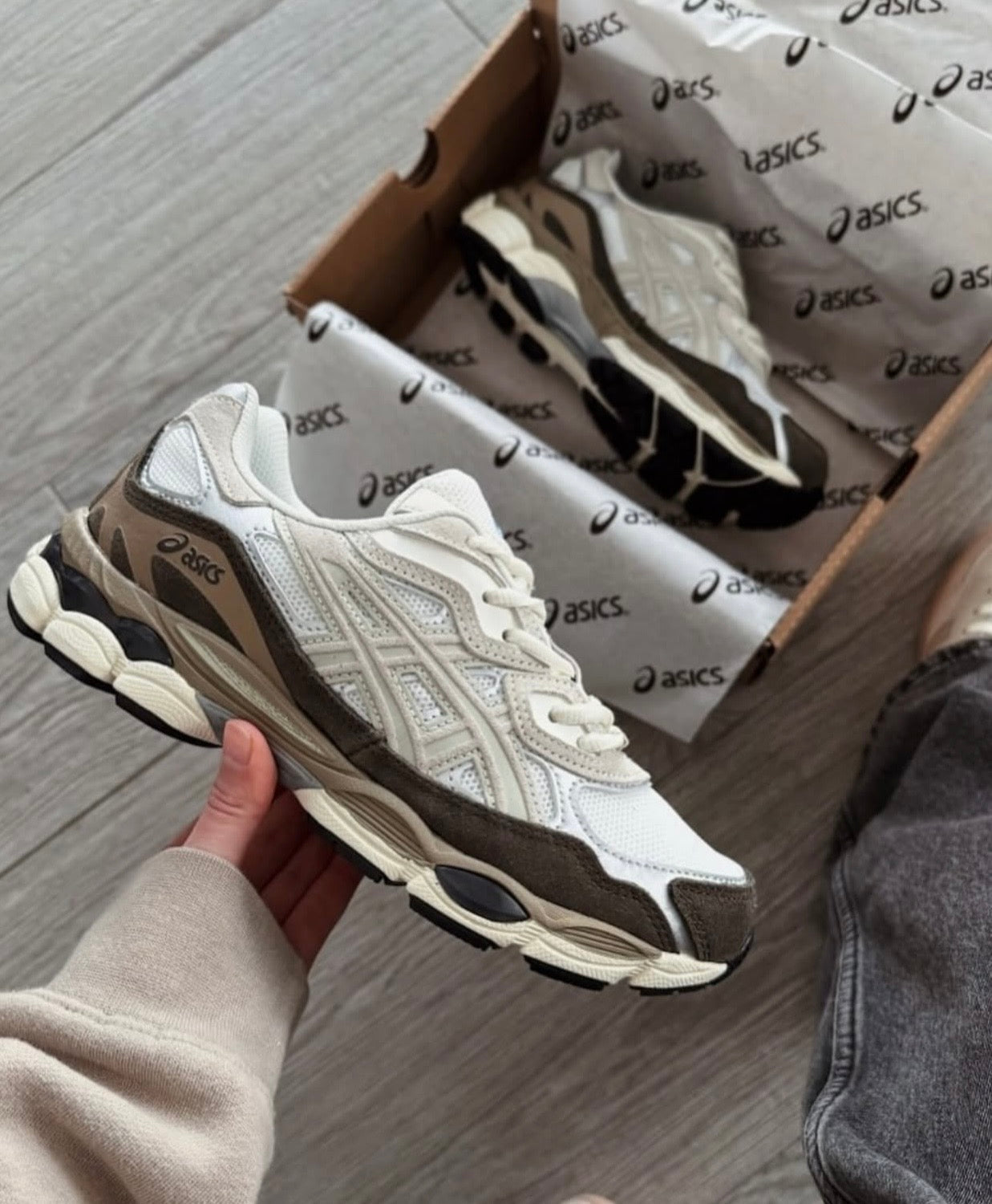 Asics Gel Light Beige Brown ????44