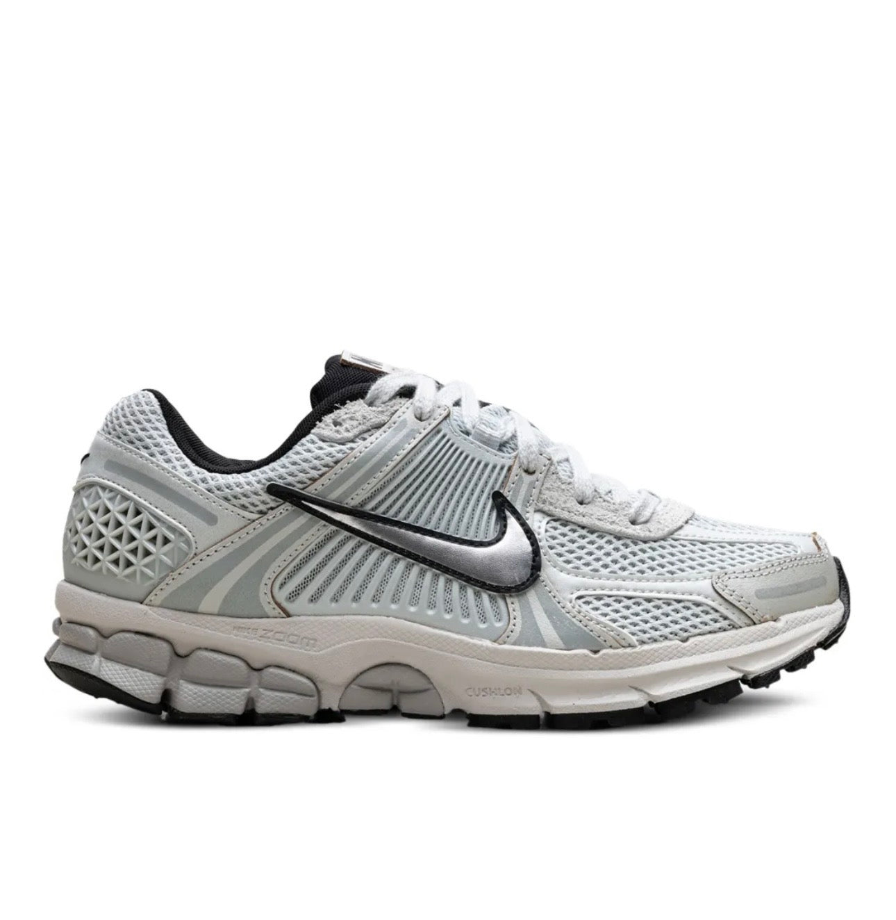 Nike Zoom Vomero 5 Silver - high-performance athletic footwear in Silver with advanced cushioning