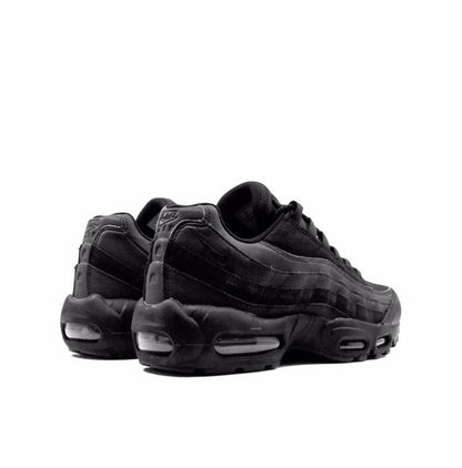 Nike air Vapormax 95·black - high-performance athletic footwear in Black with advanced cushioning