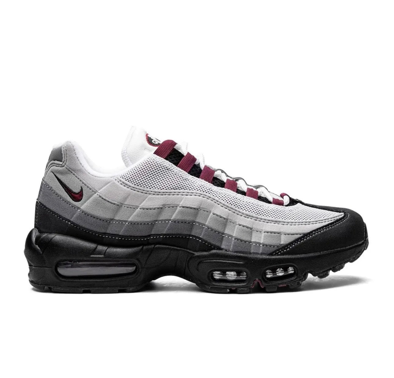 Nike air Vapormax 95·grey black - high-performance athletic footwear in Black with advanced cushioning