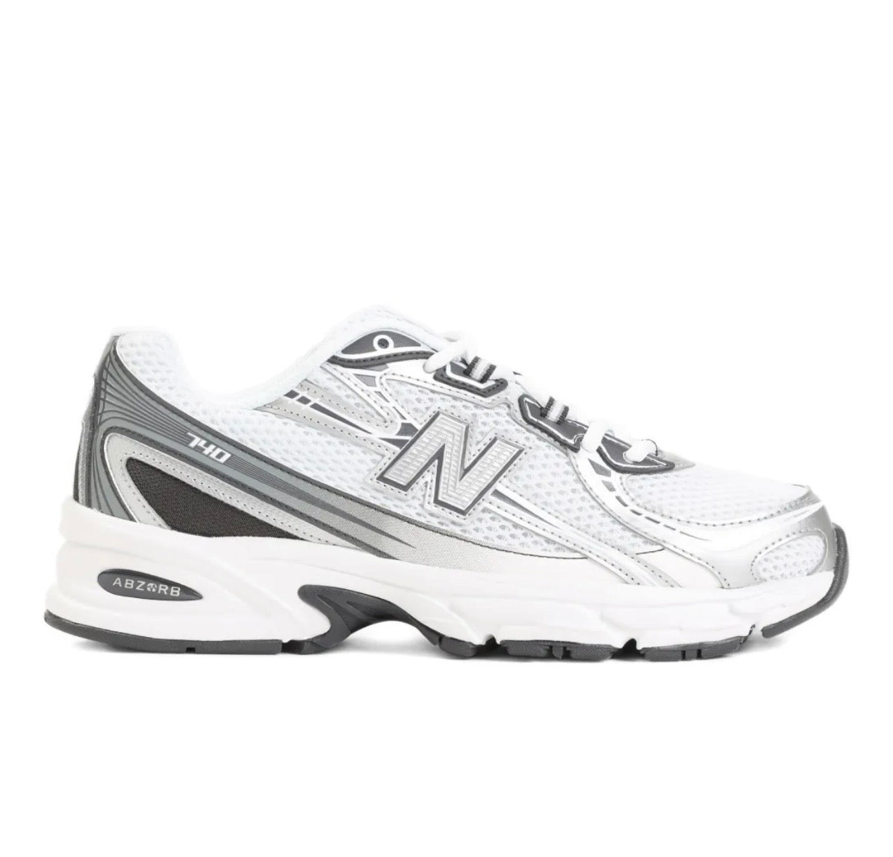 New Balance 740 silver - high-performance athletic footwear in Silver with advanced cushioning