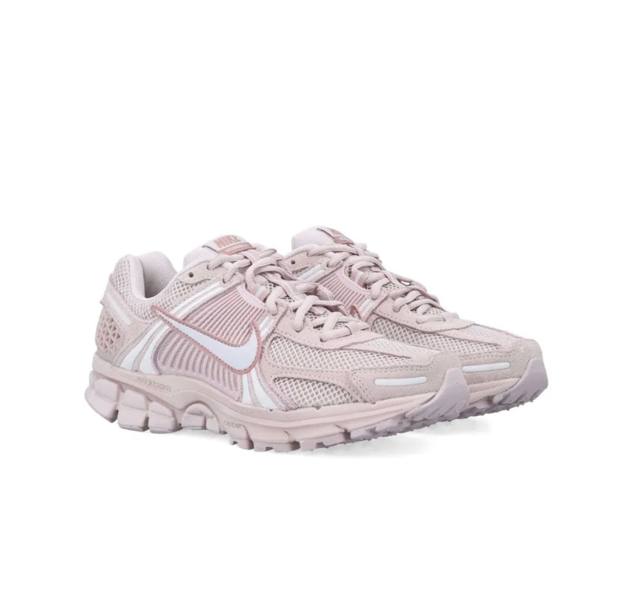 Nike Zoom Vomero 5 Light Pink - high-performance athletic footwear in Pink with advanced cushioning