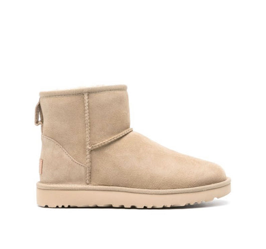 Ugg classic ankle boots cream - high-performance athletic footwear with advanced cushioning