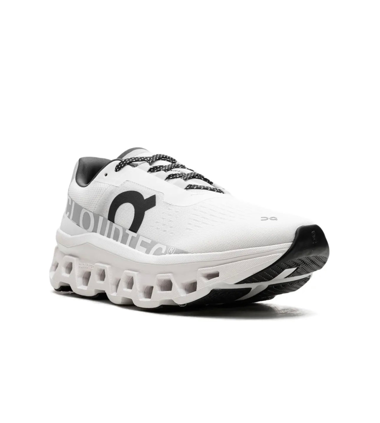 On Cloud Classic - high-performance athletic footwear with advanced cushioning