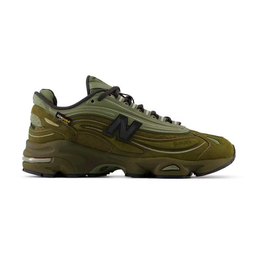 New Balance 1000 Dark Green - high-performance athletic footwear in Green with advanced cushioning