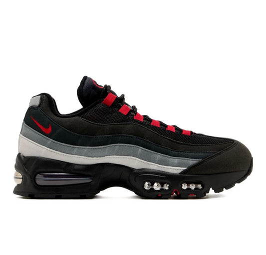 Nike air Vapormax 95·black red - high-performance athletic footwear in Black with advanced cushioning