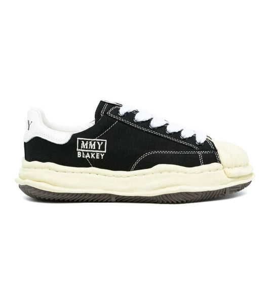 Maison Mihara Black Cream - high-performance athletic footwear in Black with advanced cushioning