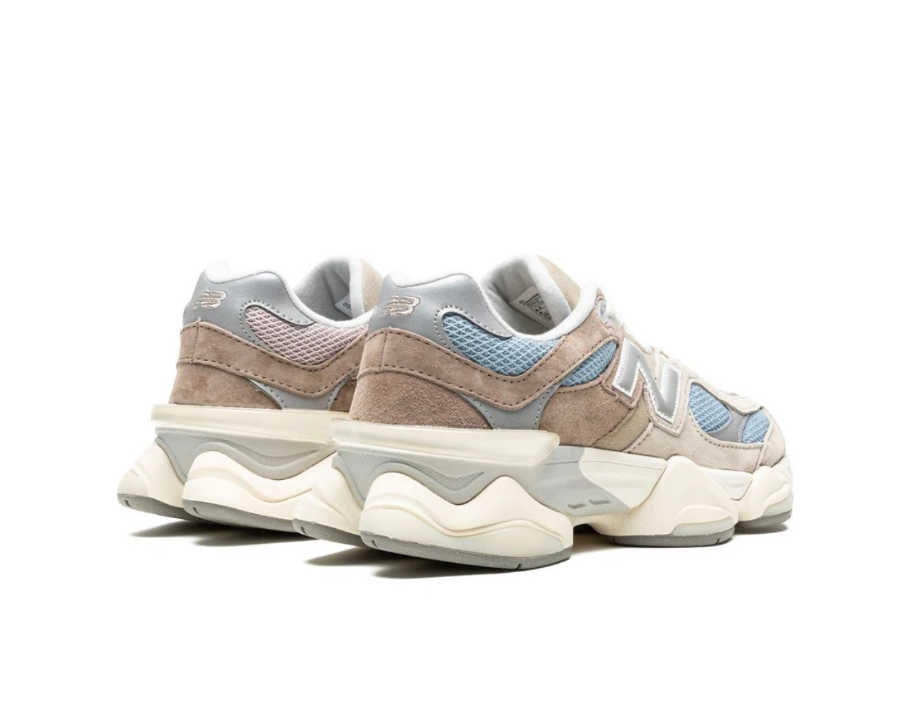 New Balance 9060 ?ea Salt·blue - high-performance athletic footwear in Blue with advanced cushioning