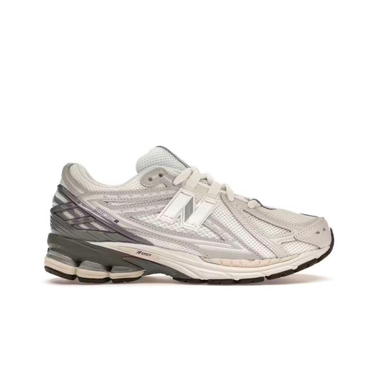 New Balance 1906R White Grey Oversized Streetwear Streetwear piece