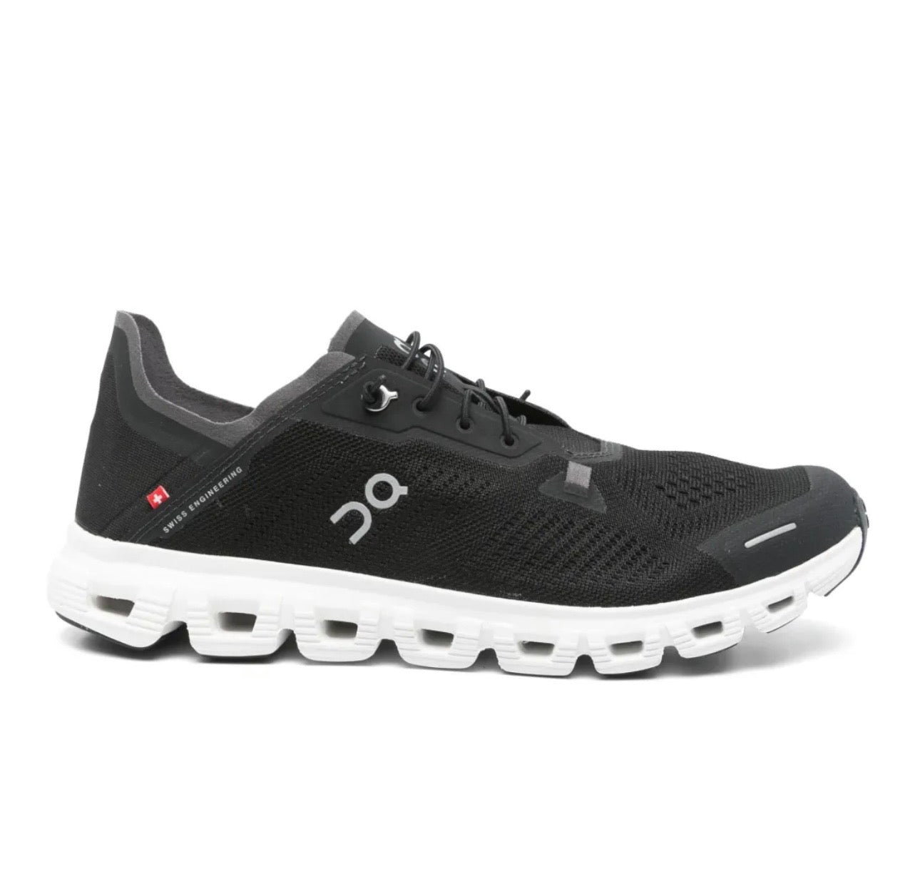 On cloud 5.0 black white - high-performance athletic footwear in Black with advanced cushioning