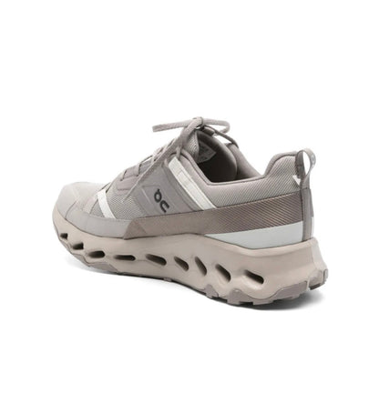 On Cloudhorizon Grey