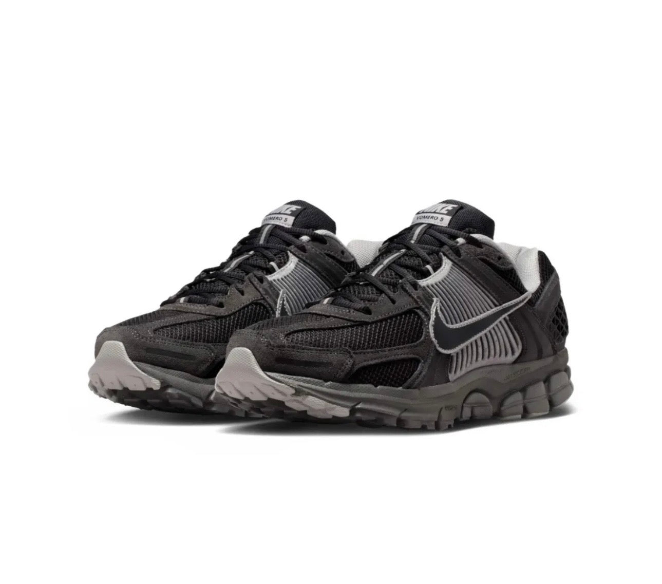 Nike Zoom Vomero 5 Black - high-performance athletic footwear in Black with advanced cushioning